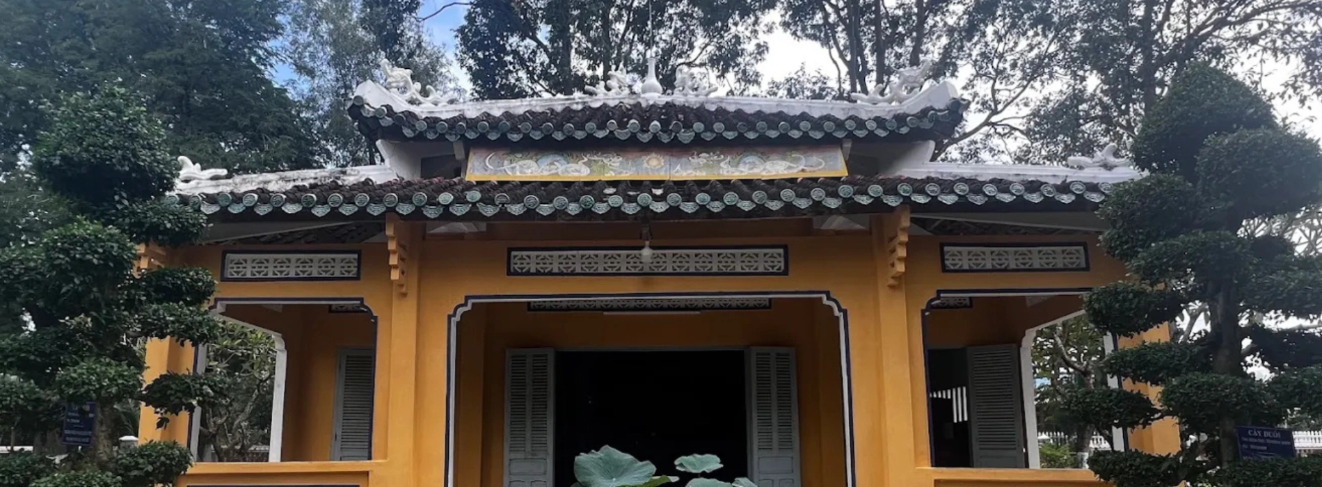 Nguyen Dinh Chieu Mausoleum