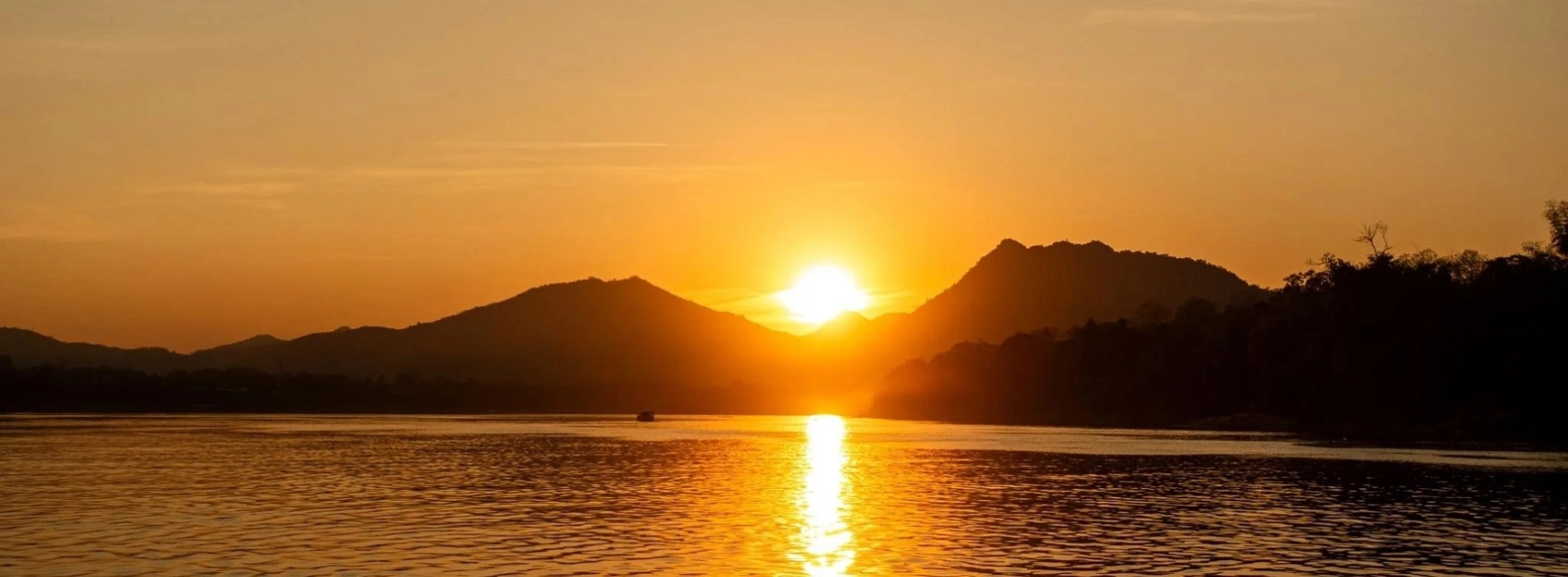 North Laos Tour 10 days: An exciting adventure