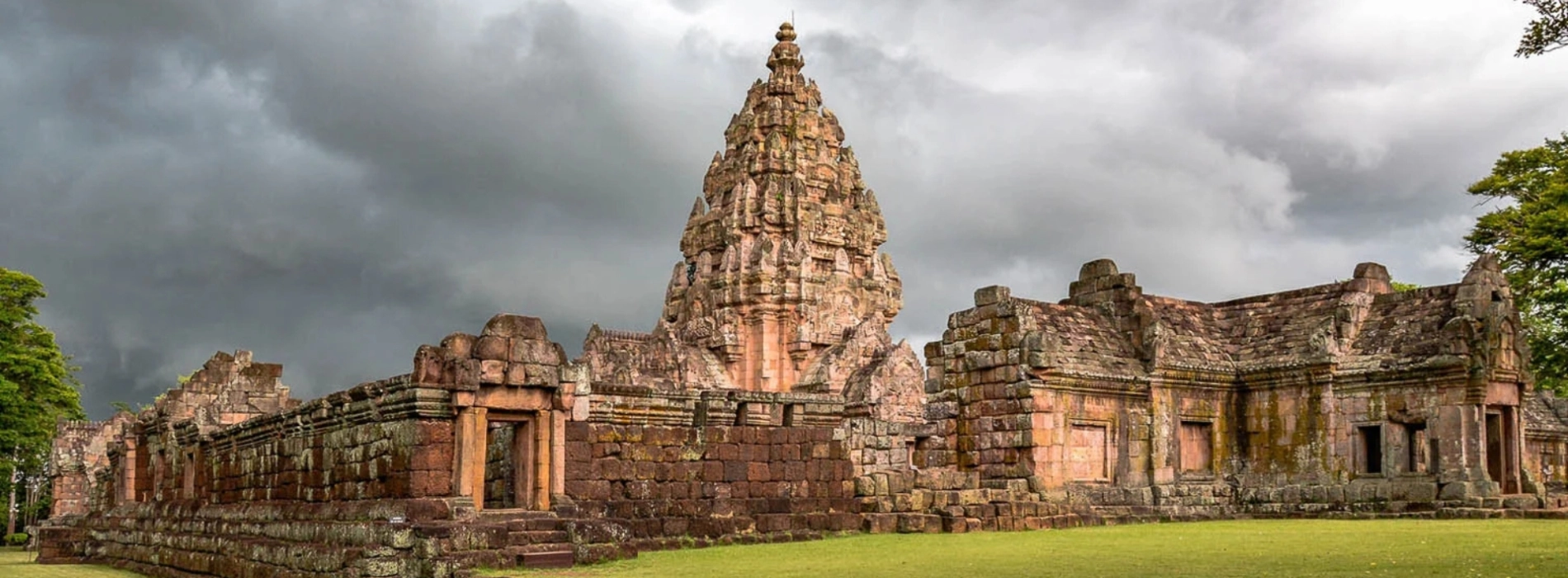 Thailand and Laos Tour: A Journey Across Borders and Cultures