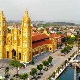 Nam Dinh Day Trip from Hanoi – Craft Villages & Coastal Heritage