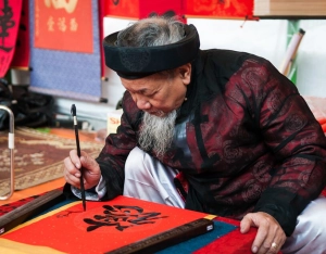 Things Vietnamese People Do and Avoid During Tet Holiday