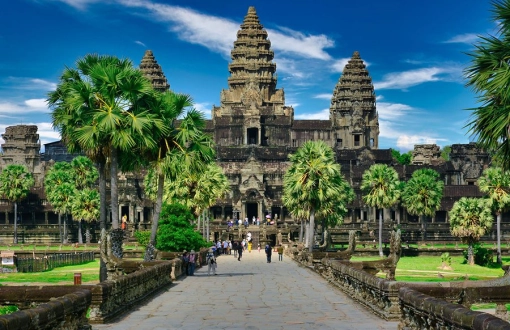 Cambodia Classic Tour: First-Time Travel Guide & Tips