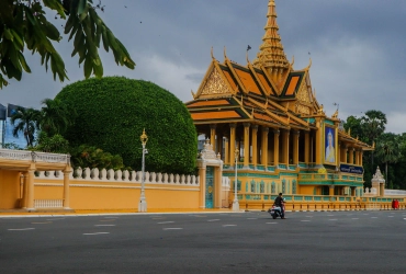 Chau Doc - Phnom Penh by speeboat (B)