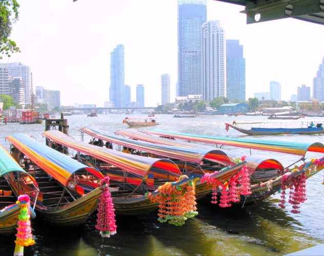 Longtail Boat Tour in Thailand: Your Guide to an Unforgettable Trip