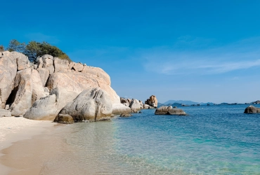 Arrival in Cam Ranh - Exhale (-)