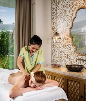 Central Vietnam Wellness Tour 5 Days: Coastal Wellness Journey