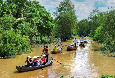 Saigon – Cai Be- Vinh Long – Handicraft villages – Can Tho (B, L)
