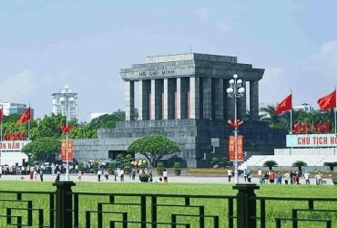 Hanoi Full Day City Tour – Night train to Lao Cai (B)