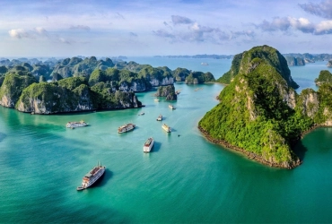 Ha Long Bay – Hanoi  - Flight to Hue (B, L)