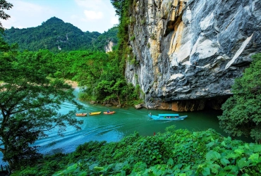 Phong Nha – Paradise Cave - Hue (B)