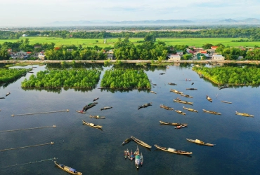 Hue- Tam Giang Lagoon – Phuoc Tich Village (B)