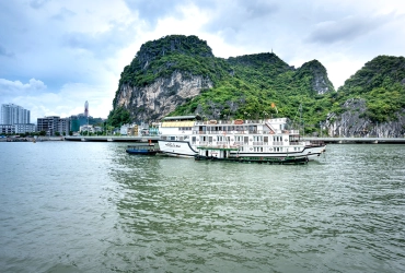 Halong Bay Cruise (B/L/D)