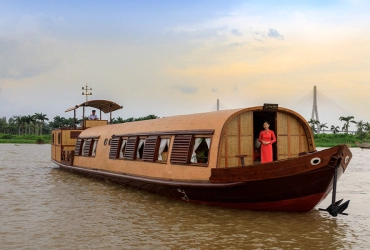 Saigon - Cai Be - Private Song Xanh Sampan – Sa Dec (B, L, D) - No Guide escort - English Speaking on boat only