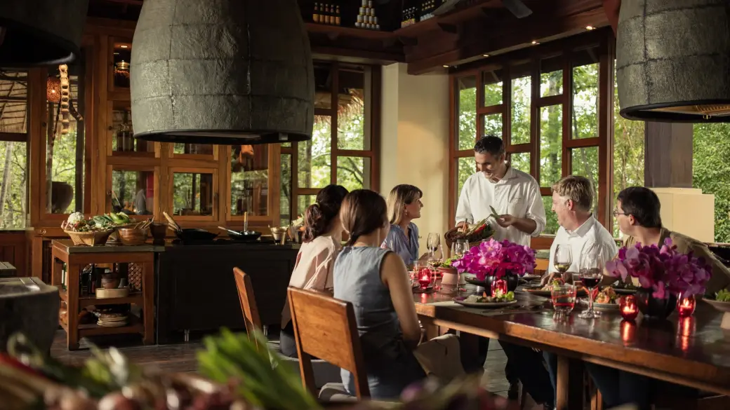 Chiang Mai – Old City temples and cooking with a chef