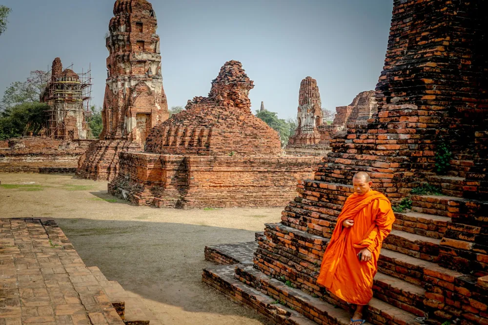 Bangkok – Ayutthaya by private car and river