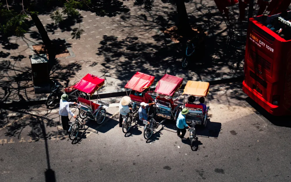 Hanoi – Old Quarter, temples and street food by Vespa
