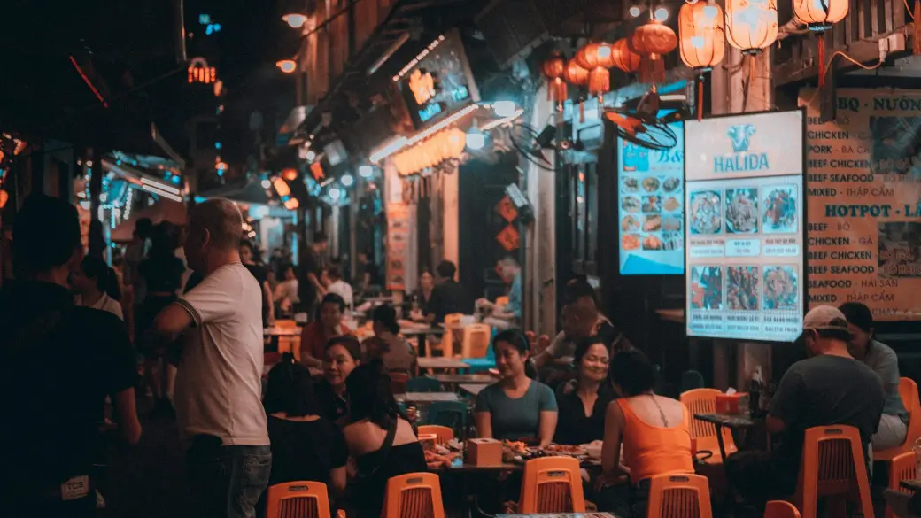 Hanoi – Old Quarter, temples and street food by Vespa
