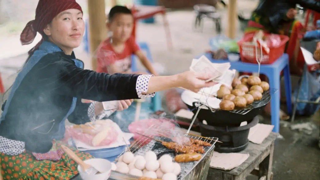 Hanoi – Old Quarter, temples and street food by Vespa