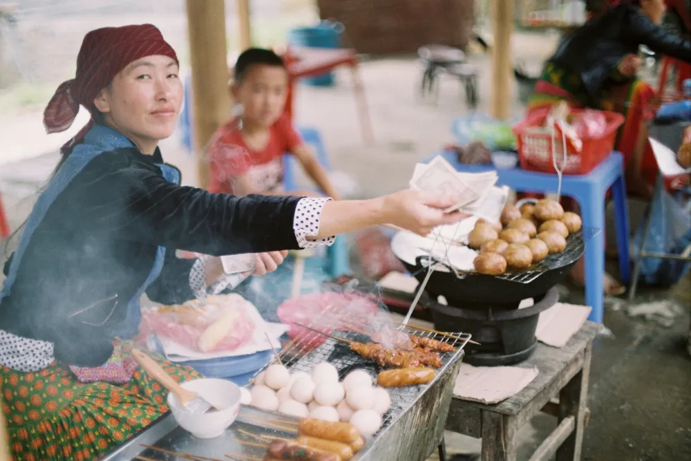 Hanoi – Old Quarter, temples and street food by Vespa