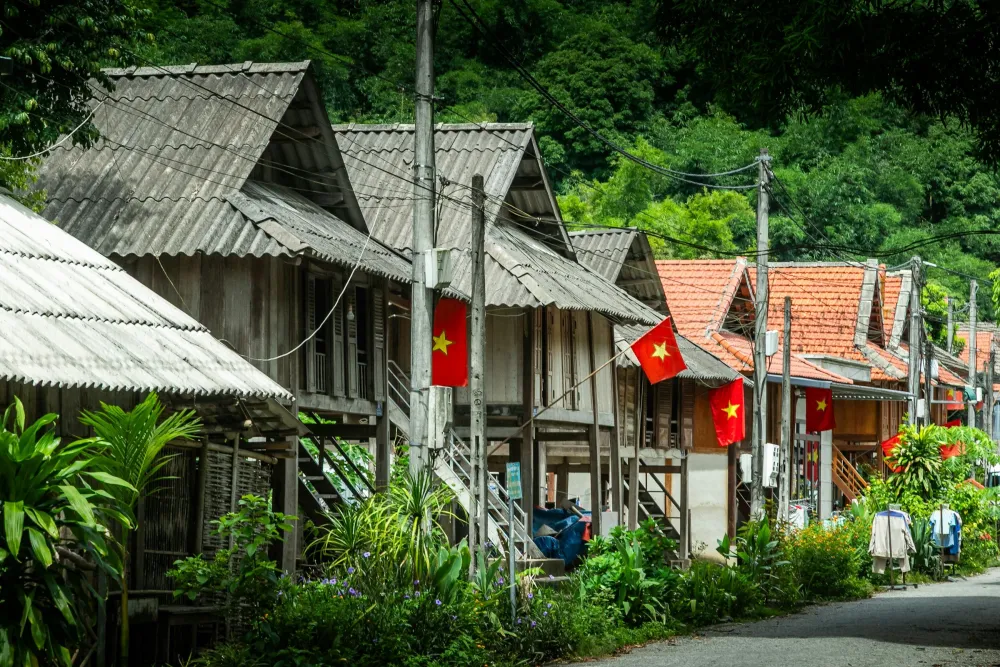 Hanoi – Mai Chau