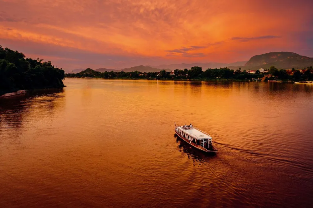 Luang Prabang – Departure