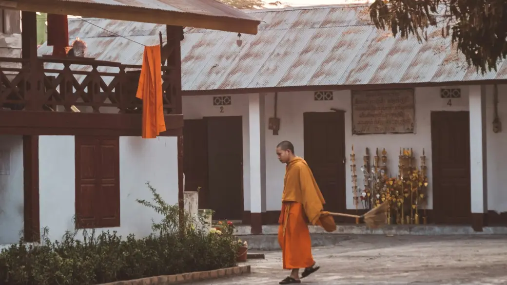 Luang Prabang – Temples, the Royal Palace and the Mekong at sunset