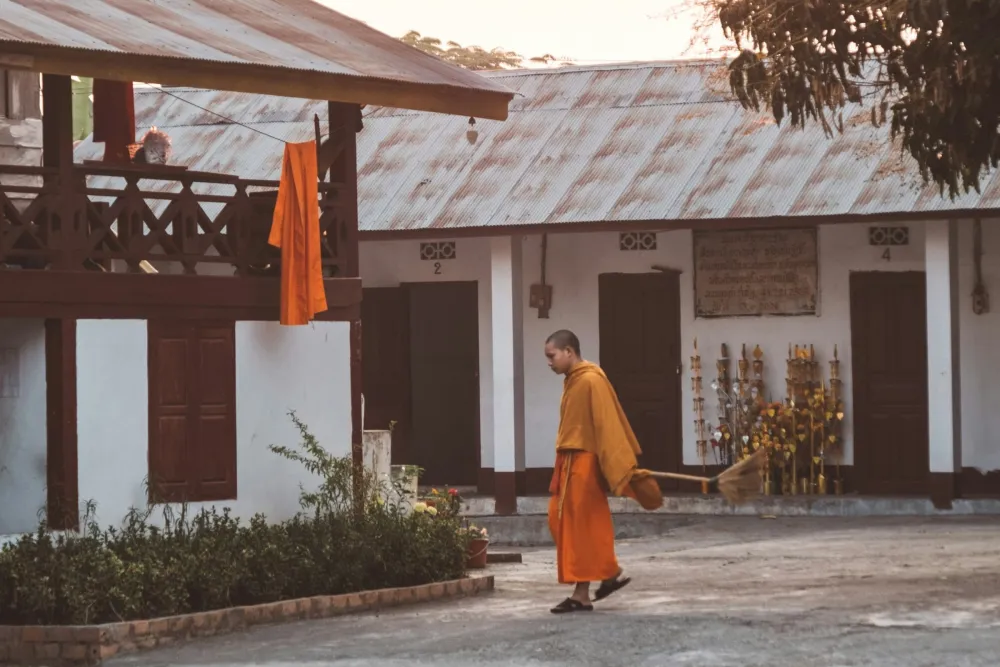Luang Prabang – Temples, the Royal Palace and the Mekong at sunset