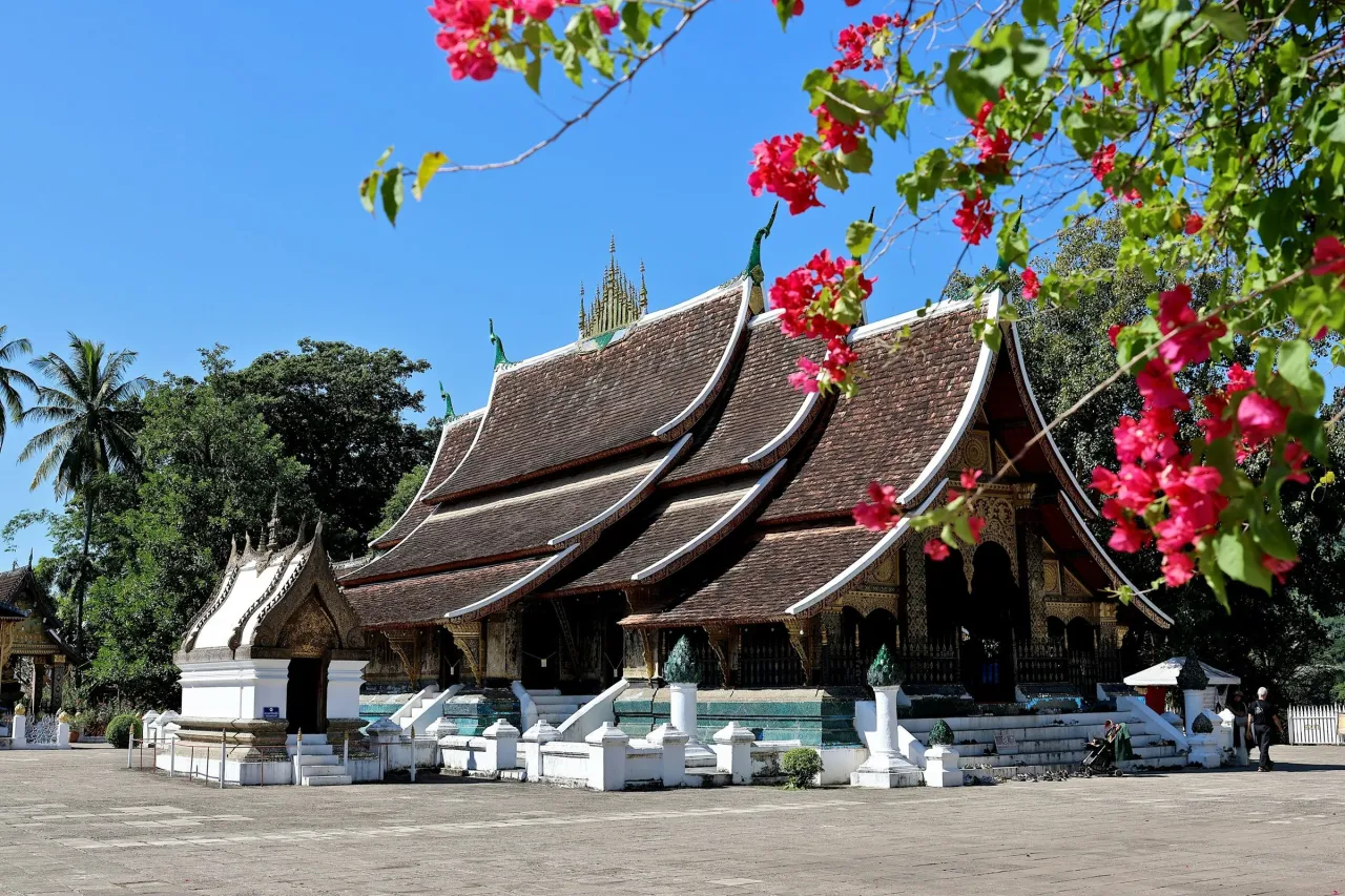 Luang Prabang & Muang La in Style 8 days