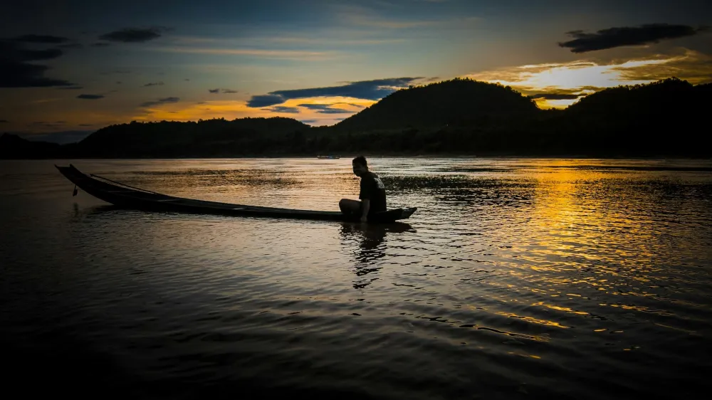 On the Mekong – Villages and riverbanks