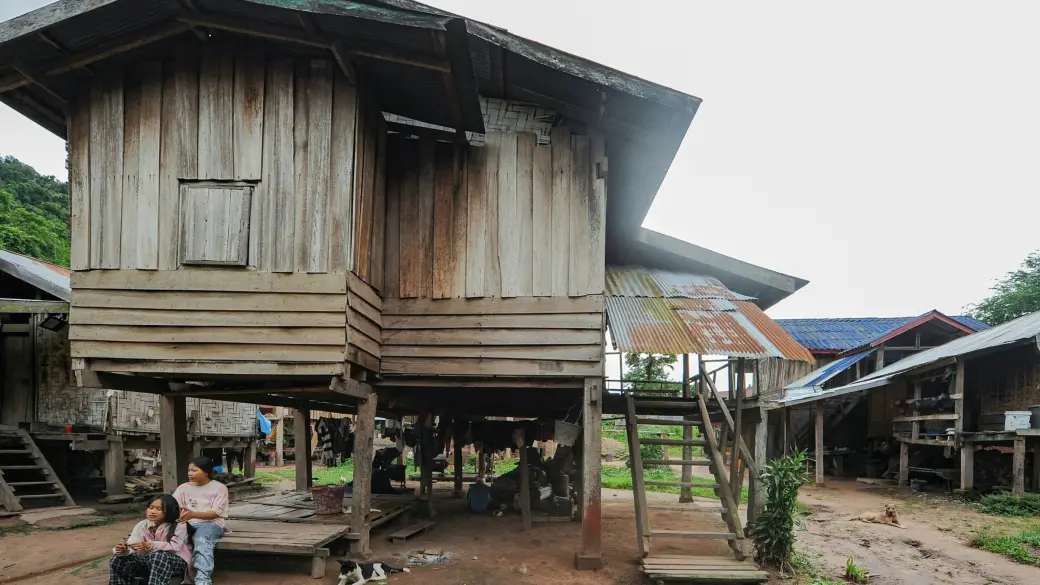 Muang La – Villages, the market and the hot springs
